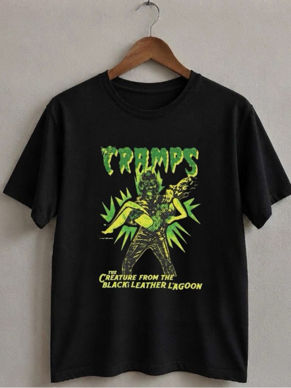 Gildan Black Shirt The Cramps Graphic Tee